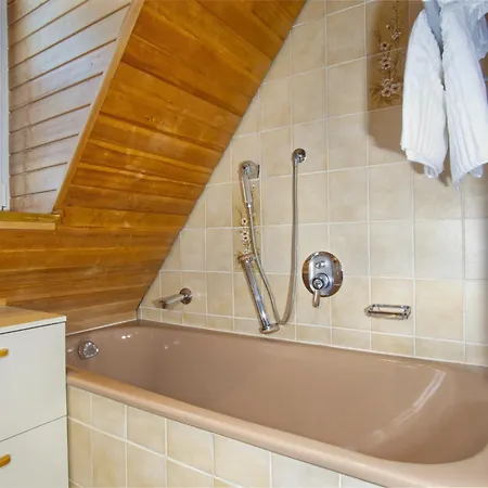 Apartament Zentral Ulm - Allgaeu - Legoland Mit E-ladestation Bellenberg